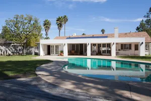 Santa Fe Hollywood Photo 2