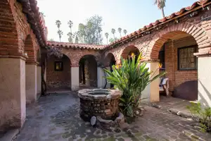 The Abbey Arroyo Photo 4