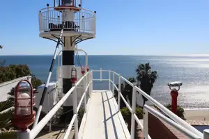 Private Beach &amp; Bluff Resort Photo 4