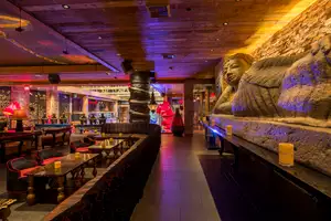 Nightclub No.202 Photo 3