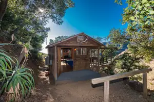 Malibu Roadhouse Photo 2