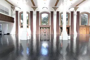 Ballroom No.1 Photo 4