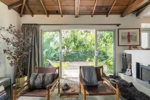 Rustic Meets Modern Photo 4