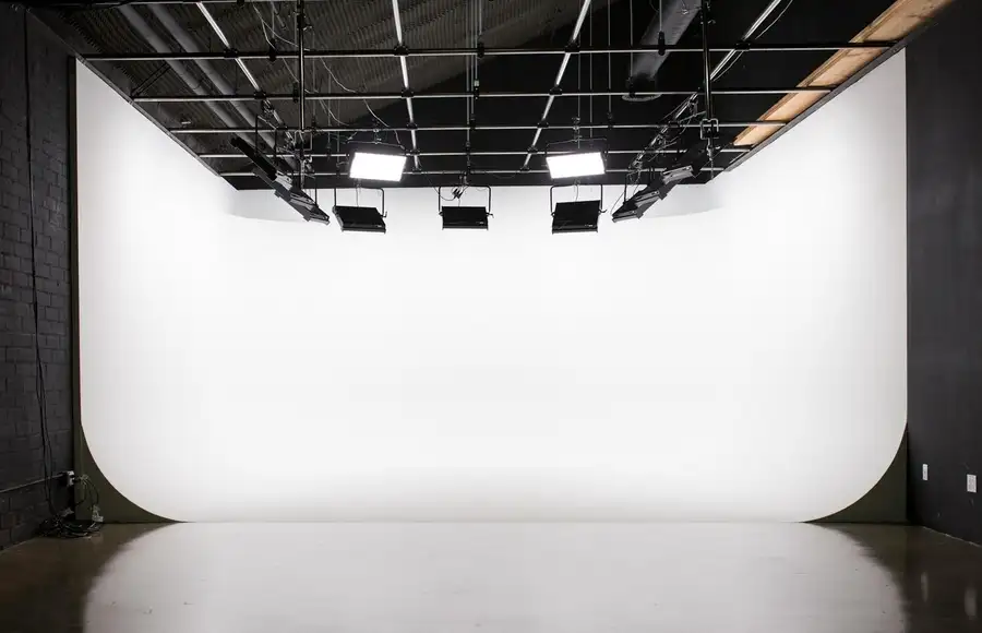 Maximum Studio B Photo 1
