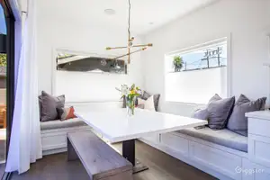 Newly Renovated Craftsman Photo 2