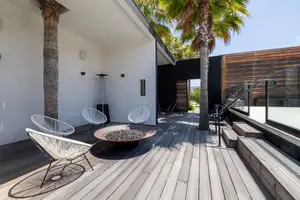 Maximum Patio + Garden Photo 3