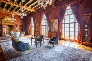 Palisades Villa Photo 2