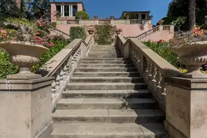 Pink Palace in Pasadena Photo 2
