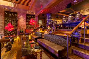 Nightclub No.202 Photo 2