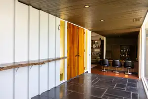 Mid Century Modern No.7 Photo 3