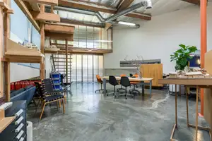 Modern Office No.370 Photo 3