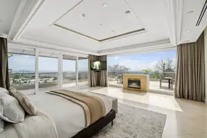 Mansion No.105 Photo 4