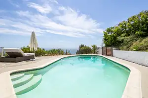Malibu Mid Century Photo 3