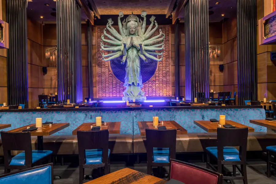 Nightclub No.202 Photo 1