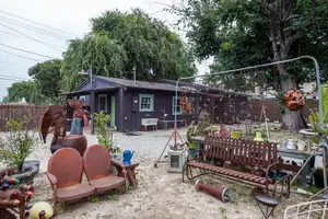 The Junk Yard Photo 2