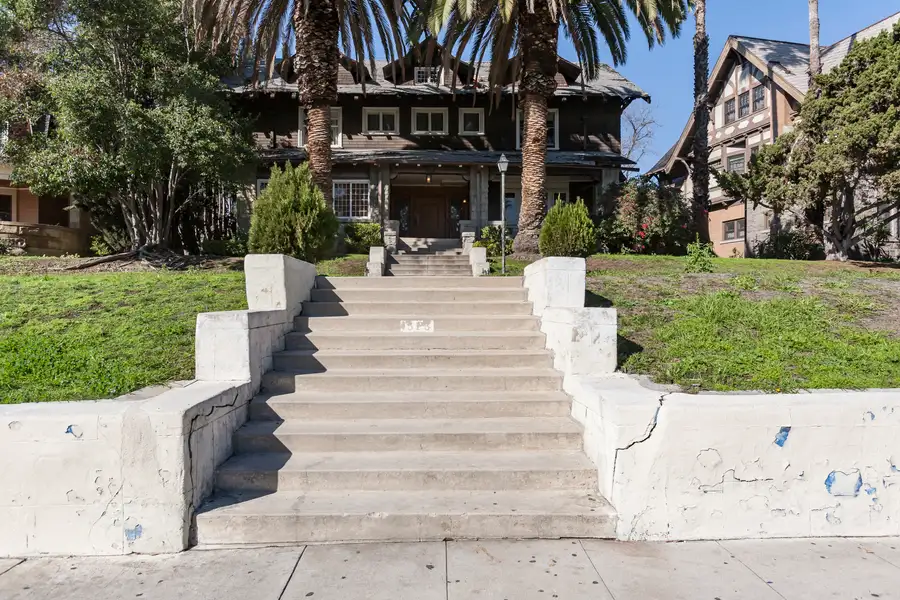 The Morris Cohn Photo 1