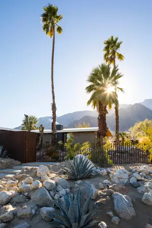 Palm Springs Mountain Modern Photo 4