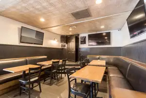 Hollywood Tavern No.14 Photo 2