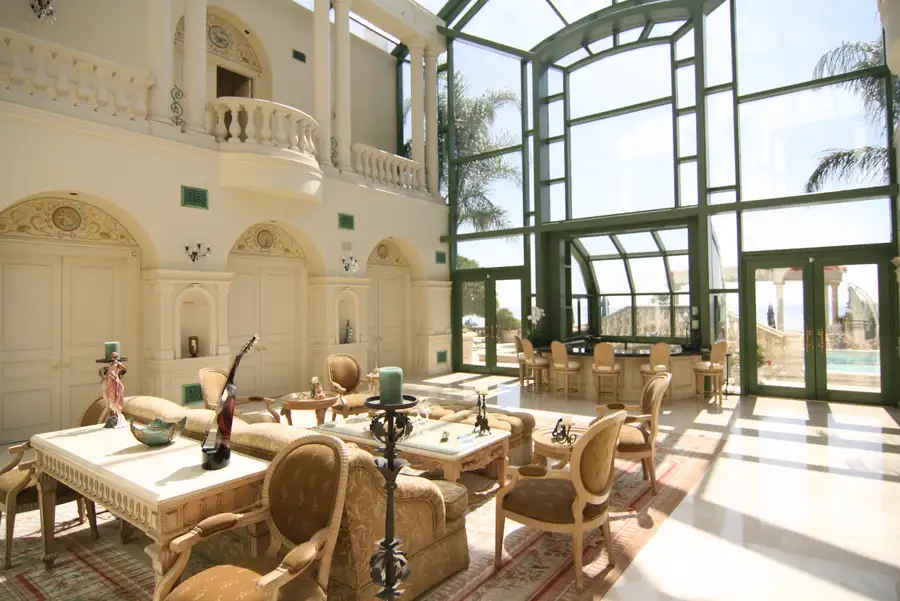 Ocean Atrium Photo 1