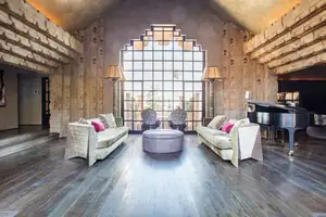 Exotic No.310 Photo 2