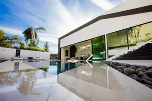 Modern Supernova Photo 4