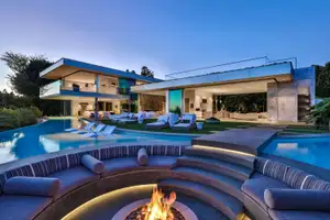 The Masterpiece Photo 3