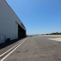 hangar-10-09