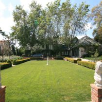 historic-brentwood-mansion-with-stately-gardens-11