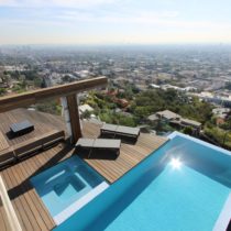 modern-designer-home-with-full-la-view-02
