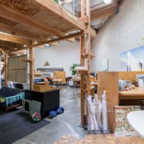 trendy-office-space-loft-21